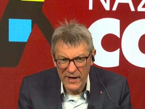 Mezz'ora in più, Landini è un disco rotto: "Lo sciopero...", guerra a Meloni