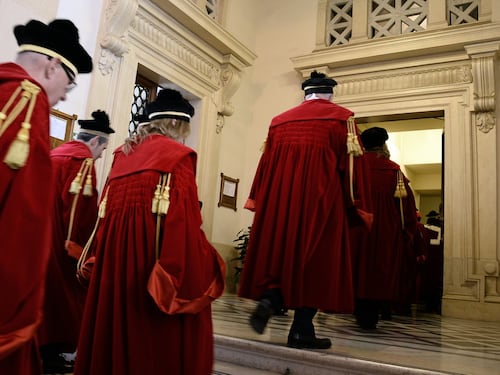 Anm: "Toghe politicizzate pericolo per la democrazia". Peccato che erano loro a parlare della Meloni