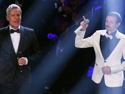 Venditti-Baglioni, standing ovation. E Rovazzi "comanda" l'Ariston