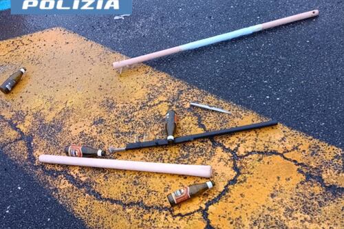 Bliccati dalla polizia 80 tifosi laziali di ritorno dalla trasferta a Lecce con mazze e coltelli