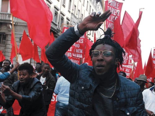 La Cgil perde sempre più iscritti, così fa cassa con gli stranieri