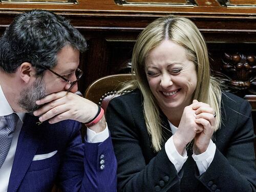 Amministrative, tsunami centrodestra nei comuni. Meloni: “Premiato il buon governo”