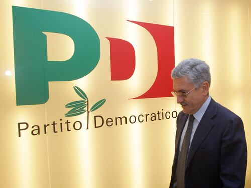 D'Alema sfrutta la dittatura dello spread: "Col voto conti a rischio"