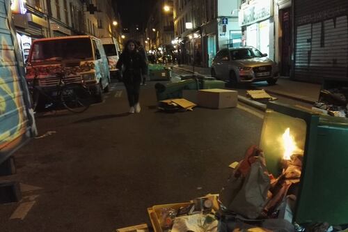 Francia, seviziato durante l'arresto. La rivolta nelle banlieue continua