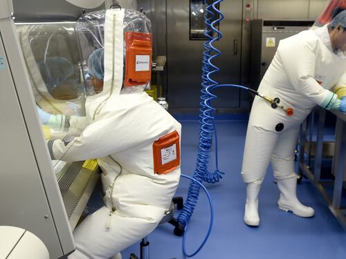 Covid, pandemia nata da "fuga in laboratorio". Report Usa accusa la Cina