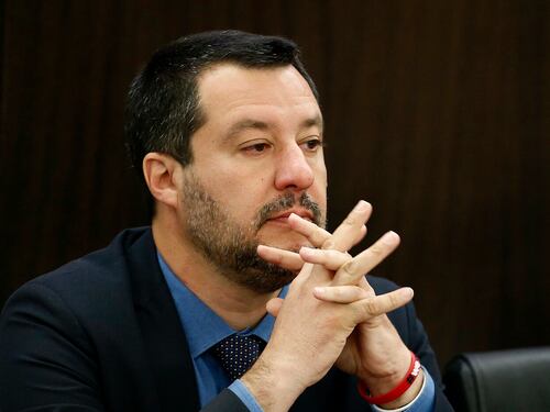 Salvini gela il Cav: "Anch'io sono un c."