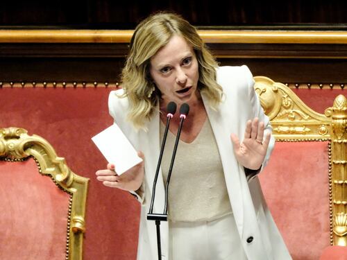 Europa, l'attacco di Meloni: "Basta caminetti, rispettare il voto dei cittadini"
