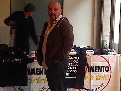 M5S, ancora bufera sul candidato al Senato Dessì: paga la casa Ater 7 euro al mese