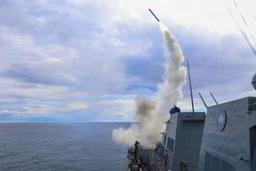 La Turchia abbatte un missile dell'Iran. Condanna della Nato