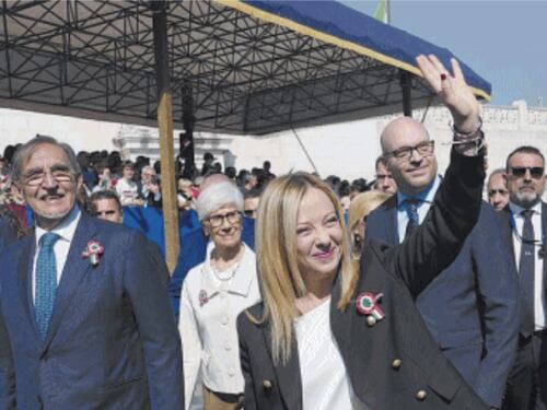 Giorgia Meloni, l'appello all'unità: "Remiamo tutti dalla stessa parte"