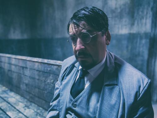 Il film "L'uomo dal fiore in bocca" su Raiplay dal 30 dicembre