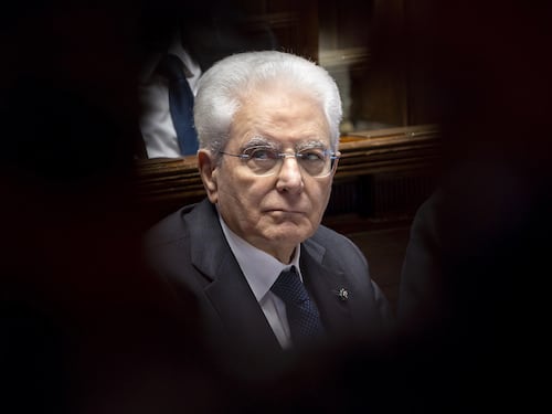 Dossieraggio, anche Mattarella tra le vittime: violata la mail del presidente