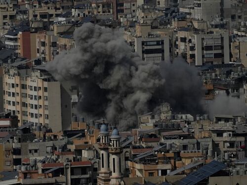 Libano, Israele colpisce il Ramada Hotel di Beirut: eliminati comandanti della Forza Quds iraniana