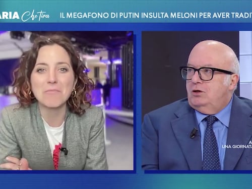 L’Aria che tira, “siete filorussi”. Storace inchioda Scuderi: scatta la rissa in tv