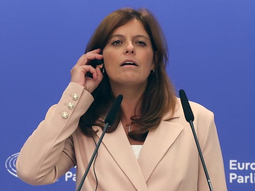5 domande alla Salis + 1. La versione dell'eurodeputata non torna