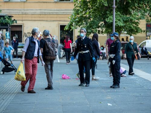 Castelnuovo di Porto, spaccio di eroina fuori dal centro accoglienza: arrestati quattro ex ospiti del Cara