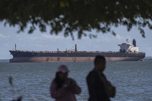 Iran, Londra e Parigi guidano la coalizione per riaprire lo Stretto di Hormuz