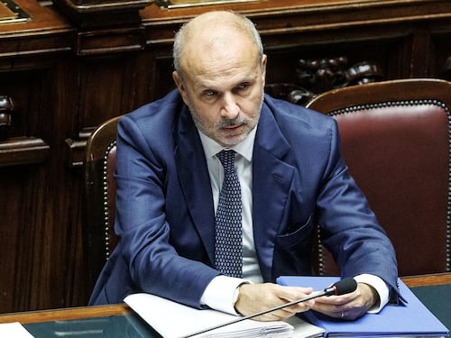 Tutti d’accordo, la commissione d’inchiesta sul Covid si farà. Annuncio di Schillaci