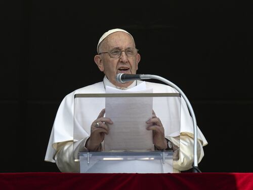 Papa Francesco l’ha fatto di nuovo: la scelta che manda in tilt il Vaticano