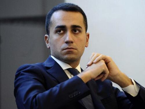 Massoni e furbetti. M5S ancora nel caos