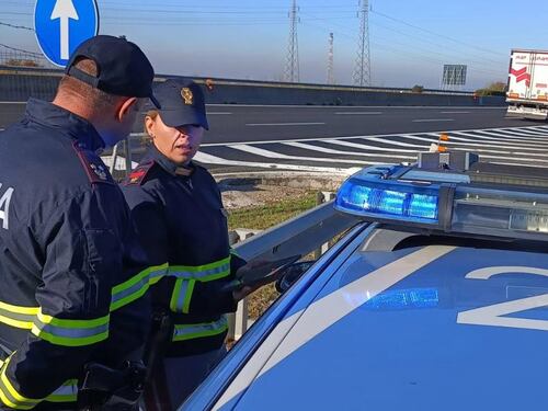 Autostrada, guidava ubriaco un'auto con tre ruote