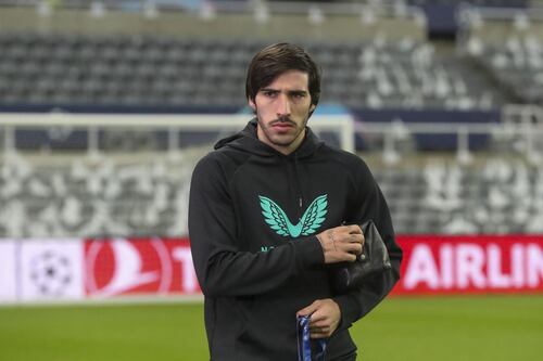 Caso scommesse, Sandro Tonali indagato anche nel Regno Unito