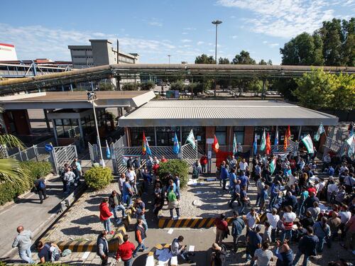 Lavoro, casa e salute: diritti fondamentali diventati simbolo di precarietà
