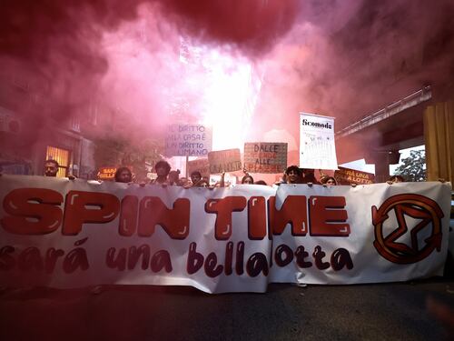 Scandalo. Il Tempo denuncia: pressioni indebite su istituzioni e organismi tecnici per far rientrare persone dentro Spin Time