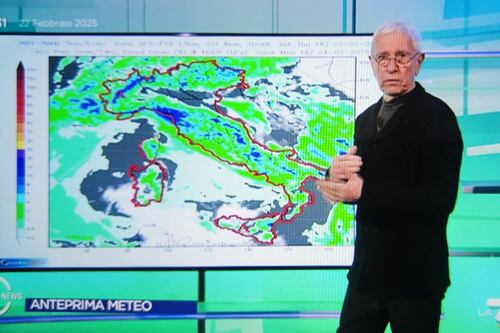Meteo, Sottocorona: dove piove nel weekend. Torna il freddo? Cosa dicono le temperature