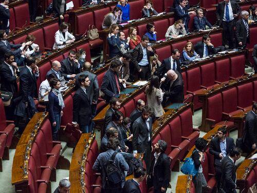 Caos seggi, resta fuori l’azzurra Tripodi