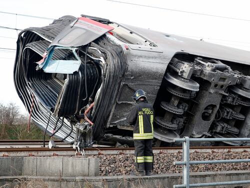 Deraglia il treno Frecciarossa 9595, le immagini del disastro