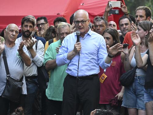 Gualtieri sta con gli okkupanti: "Proprietà Spin Time senza cuore". Ipotesi Circolo degli Artisti