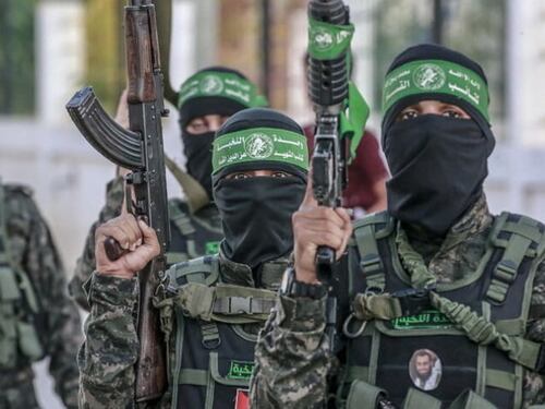 Gaza, terroristi nell'ospedale. Hamas minaccia Medici Senza Frontiere: "Ritiri accuse o conseguenze gravi"