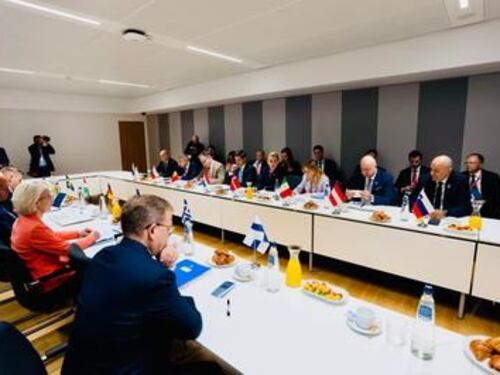 Ue, il Consiglio europeo: "Disarmare Hamas e aiuti umanitari per Gaza"