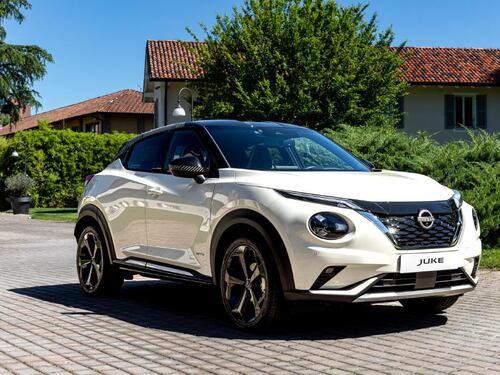 Piccola Nissan Juke ibrida