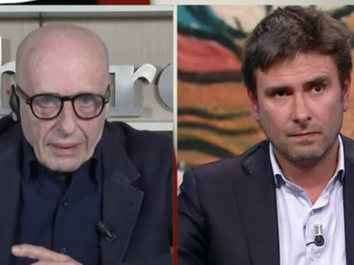 Sallusti: "Meloni? Le sono venuti i capelli dritti". La legge delle polemiche
