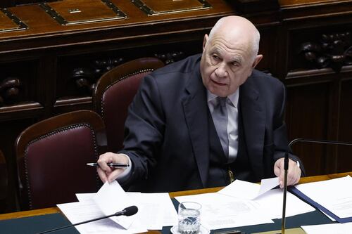 Referendum, bufera sull'Anm: il post choc su Minneapolis. Nordio: "Intelletto inadeguato o..."