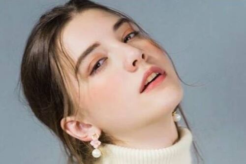 Baby modella muore dopo 13 ore di sfilate