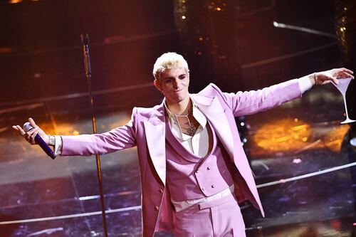 Achille Lauro accusato di plagio per il docufilm. "È la mia": chi rivendica l'idea