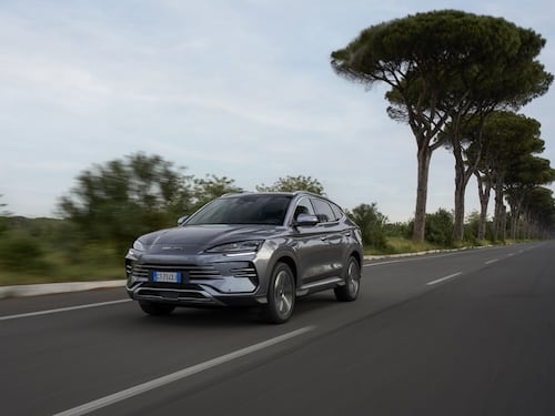 Seal, il Suv ibrido con gli occhi a mandorla