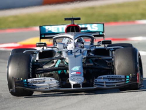 Incredibile Mercedes, la nuova W11 ha lo sterzo amovibile
