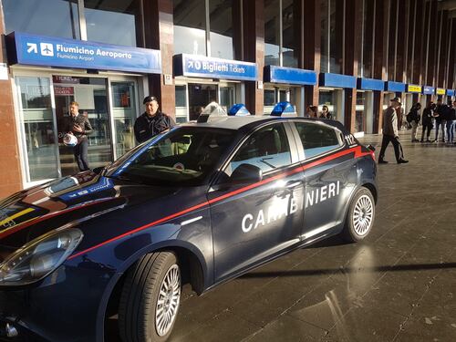 Blitz dei carabinieri alla stazione Termini. Cinque arresti e 13 denunce