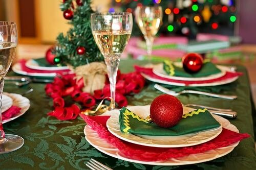 Natale a tavola senza ingrassare: il piano del nutrizionista. Quando si può trasgredire