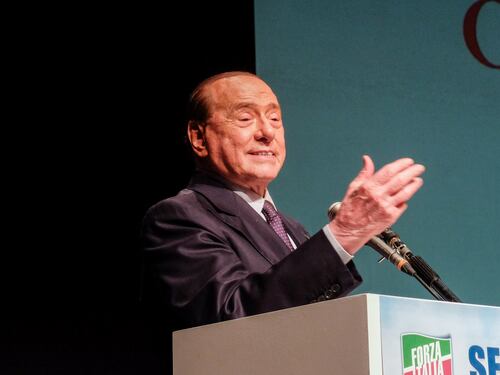 Berlusconi lancia la sfida al Conte bis: "È un governo di tasse e manette"