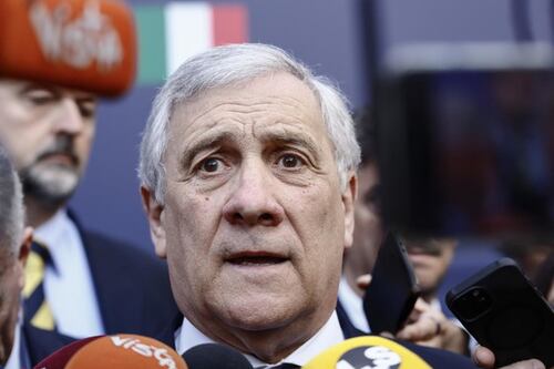 Ucraina, la promessa di Tajani: "Non invieremo soldati in missioni fuori dall'Onu"