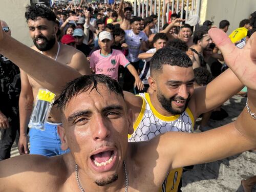 A Ceuta esplode il modello Sanchez. Meloni: pronti a sospendere Schengen con la Spagna