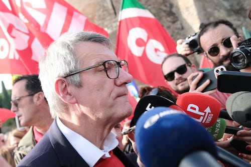Landini, la piazza e la rivolta sociale, boom di attacchi alle forze dell'ordine