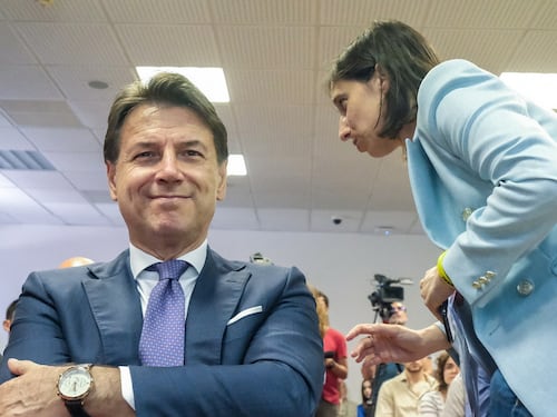 Media sondaggi, cambiano i valori a sinistra: "Due trend". Terremoto Pd-M5s