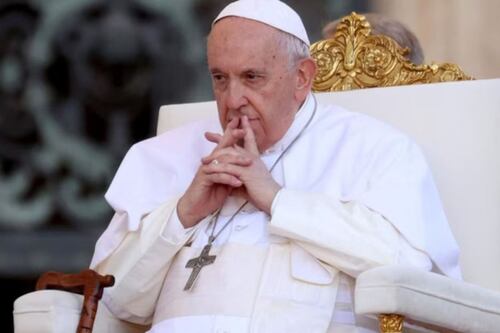 Papa Francesco, il mondo prega per lui: "Crisi respiratoria e trasfusione"