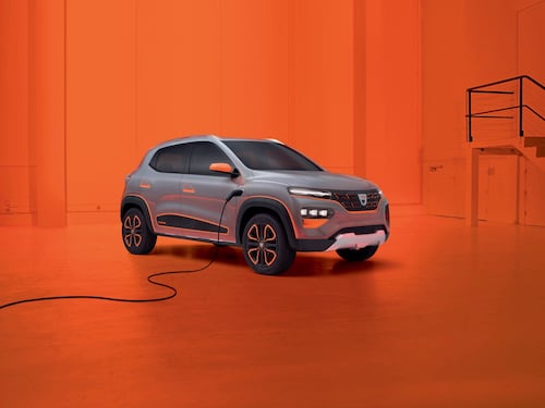 La Dacia Spring suona la carica elettrica